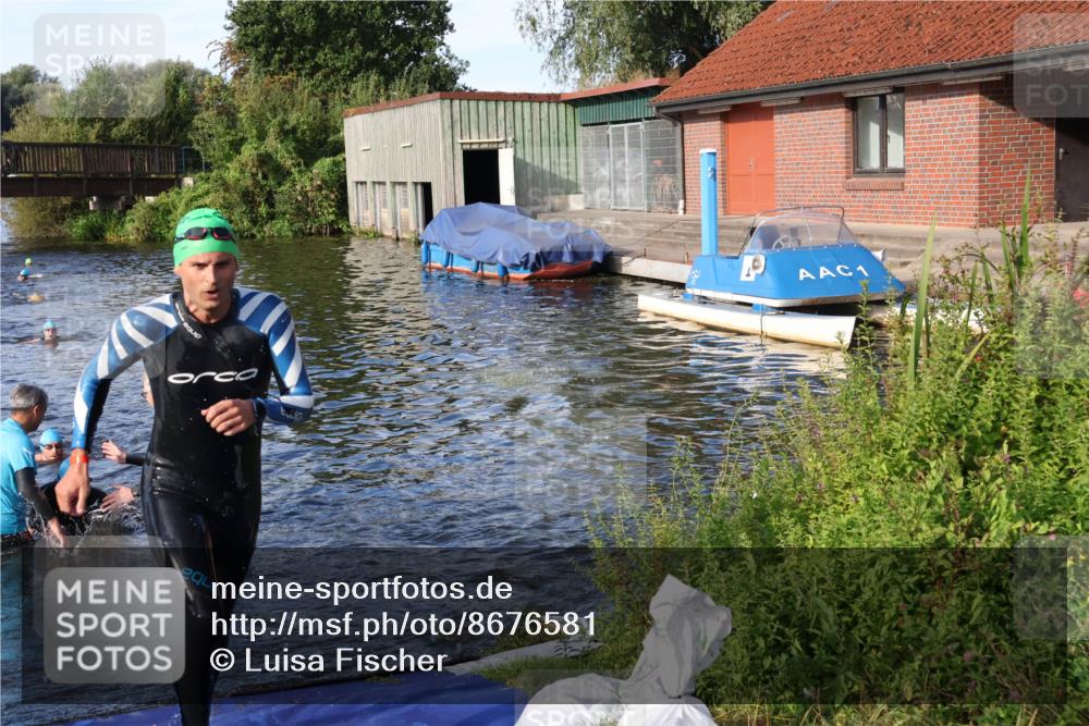 31.08.2025 - Elbe Triathlon Hamburg Luisa Fischer http://msf.ph/oto/8676581 31.08.2025 09:09:23 Schwimmen 406, 417, 546, 651 meine-sportfotos.de