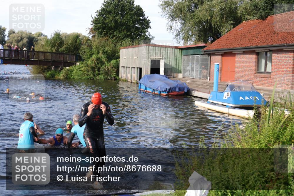 31.08.2025 - Elbe Triathlon Hamburg Luisa Fischer http://msf.ph/oto/8676688 31.08.2025 09:10:10 Schwimmen 432, 473, 478, 658 meine-sportfotos.de