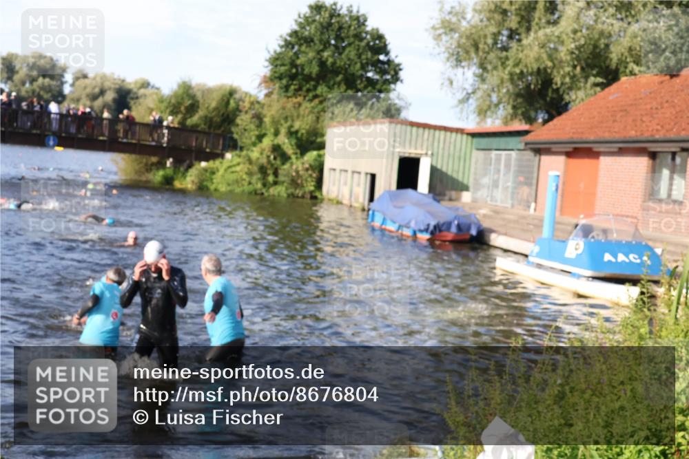 31.08.2025 - Elbe Triathlon Hamburg Luisa Fischer http://msf.ph/oto/8676804 31.08.2025 09:10:58 Schwimmen 428, 595, 648 meine-sportfotos.de