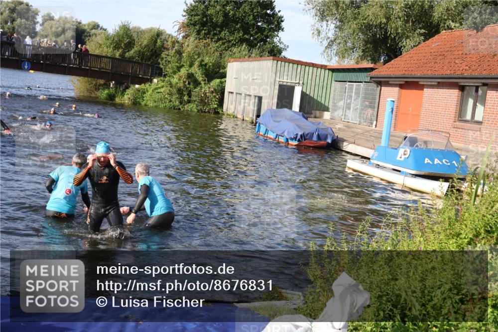31.08.2025 - Elbe Triathlon Hamburg Luisa Fischer http://msf.ph/oto/8676831 31.08.2025 09:11:06 Schwimmen 428, 557, 574, 648 meine-sportfotos.de