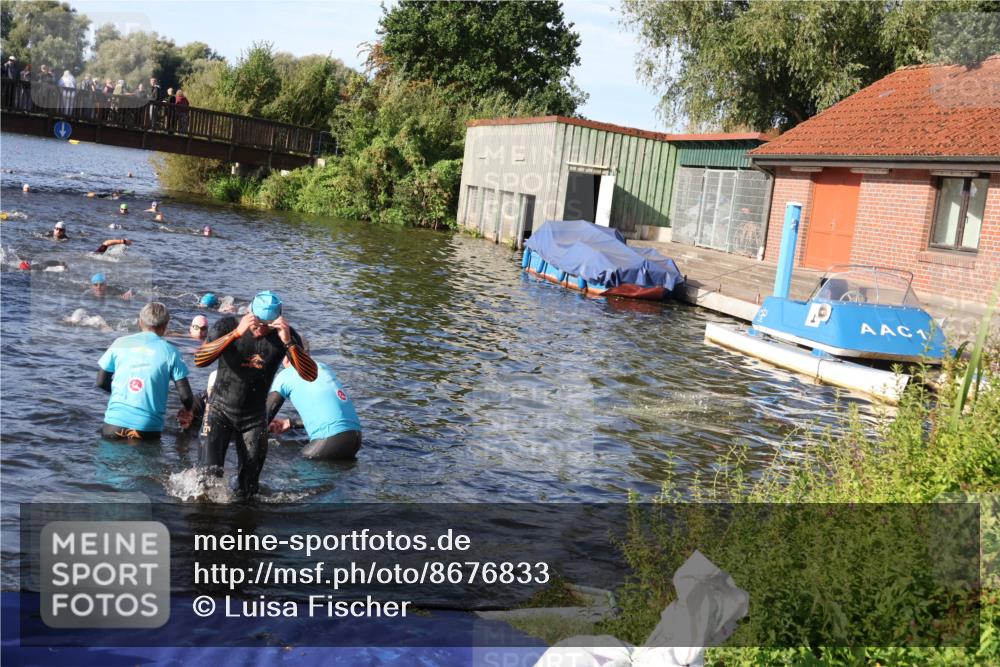 31.08.2025 - Elbe Triathlon Hamburg Luisa Fischer http://msf.ph/oto/8676833 31.08.2025 09:11:07 Schwimmen 428, 557, 574, 648 meine-sportfotos.de