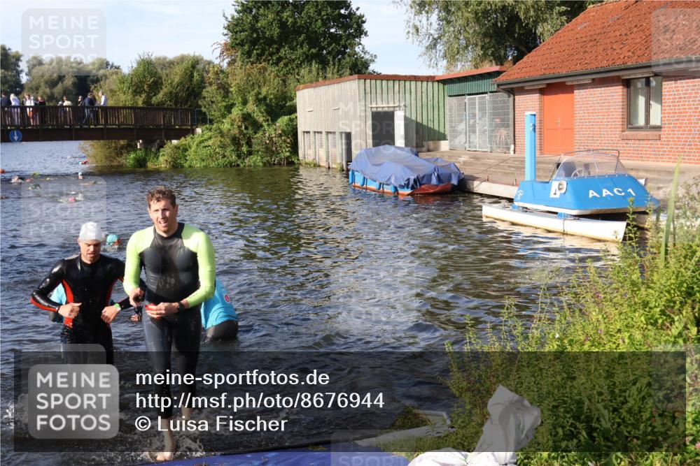 31.08.2025 - Elbe Triathlon Hamburg Luisa Fischer http://msf.ph/oto/8676944 31.08.2025 09:12:04 Schwimmen 477, 525, 568, 626 meine-sportfotos.de