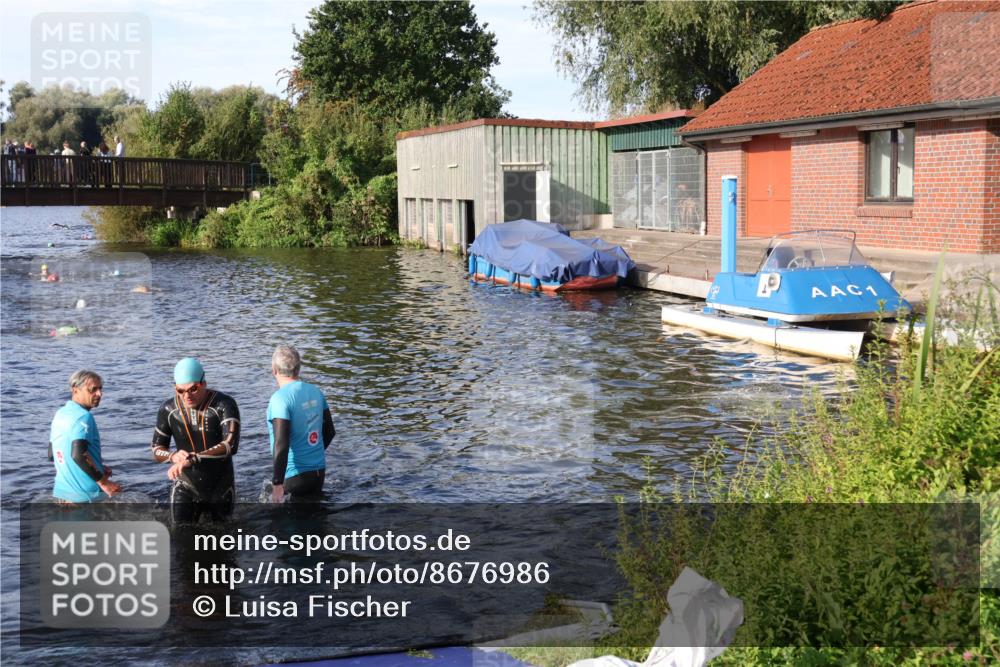31.08.2025 - Elbe Triathlon Hamburg Luisa Fischer http://msf.ph/oto/8676986 31.08.2025 09:12:16 Schwimmen 626, 639 meine-sportfotos.de
