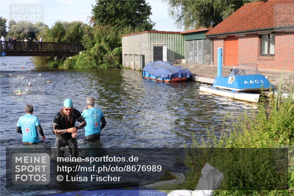 31.08.2025 - Elbe Triathlon Hamburg Luisa Fischer http://msf.ph/oto/8676989 31.08.2025 09:12:16 Schwimmen 626, 639 meine-sportfotos.de