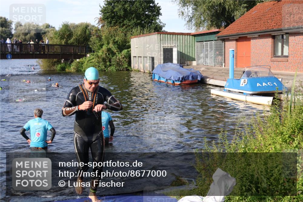 31.08.2025 - Elbe Triathlon Hamburg Luisa Fischer http://msf.ph/oto/8677000 31.08.2025 09:12:18 Schwimmen 639 meine-sportfotos.de