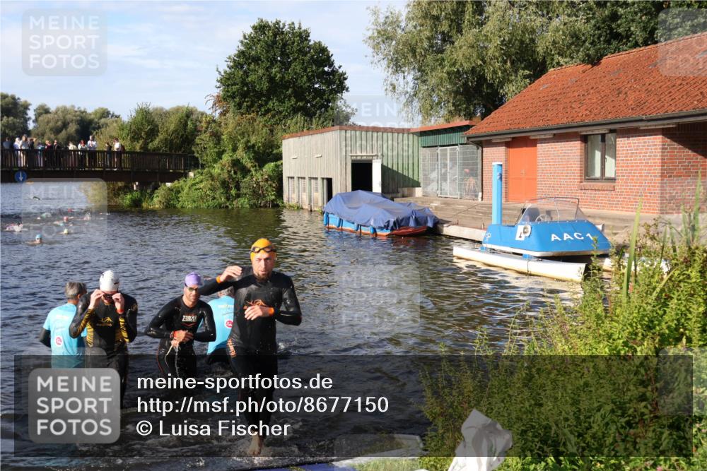 31.08.2025 - Elbe Triathlon Hamburg Luisa Fischer http://msf.ph/oto/8677150 31.08.2025 09:14:17 Schwimmen 597, 601, 638, 659 meine-sportfotos.de