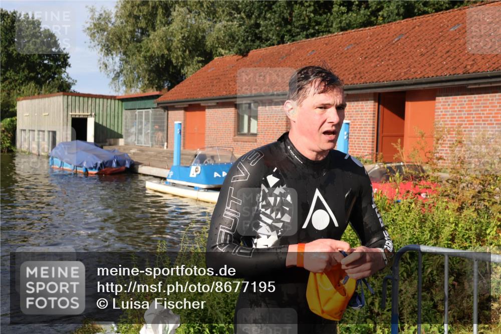 31.08.2025 - Elbe Triathlon Hamburg Luisa Fischer http://msf.ph/oto/8677195 31.08.2025 09:14:26 Schwimmen 601 meine-sportfotos.de