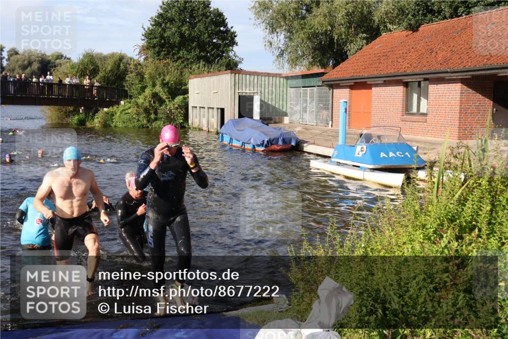 31.08.2025 - Elbe Triathlon Hamburg Luisa Fischer http://msf.ph/oto/8677222 31.08.2025 09:14:55 Schwimmen 427, 466, 605, 610, 715, 716, 724, 728 meine-sportfotos.de