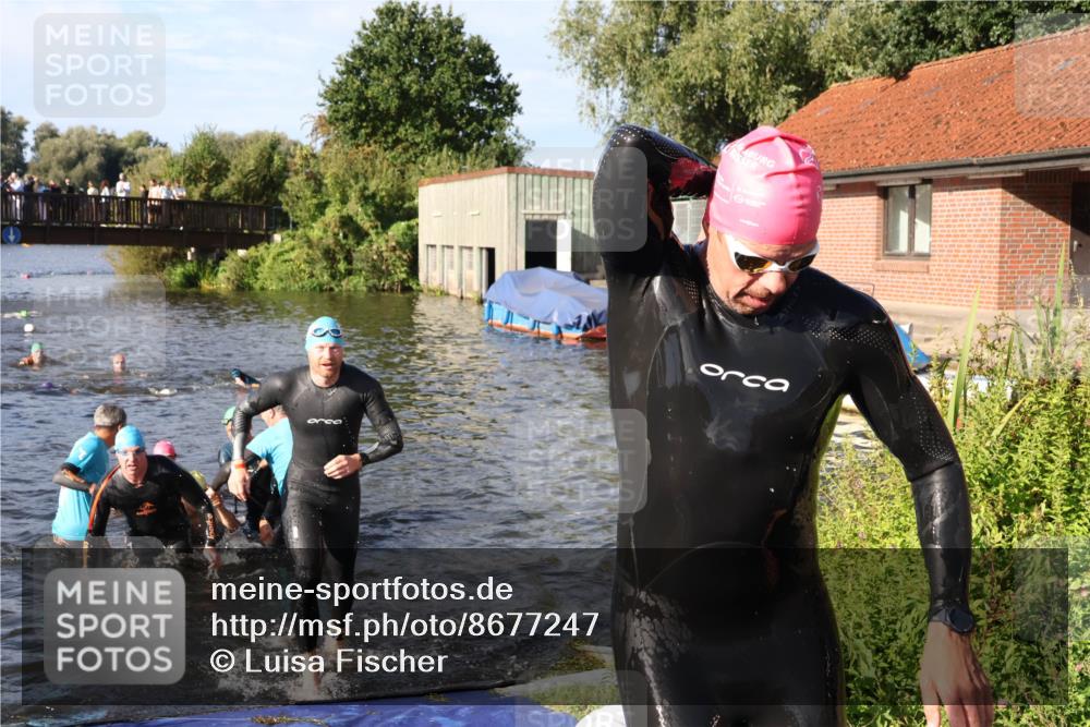 31.08.2025 - Elbe Triathlon Hamburg Luisa Fischer http://msf.ph/oto/8677247 31.08.2025 09:15:00 Schwimmen 427, 466, 605, 610, 715, 716, 724, 728 meine-sportfotos.de
