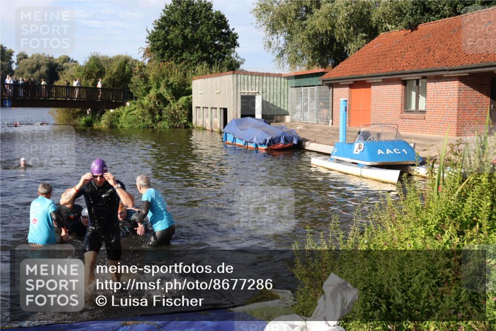 31.08.2025 - Elbe Triathlon Hamburg Luisa Fischer http://msf.ph/oto/8677286 31.08.2025 09:15:16 Schwimmen 419, 562, 567, 625, 660 meine-sportfotos.de