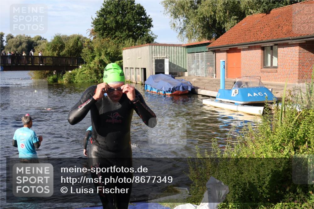 31.08.2025 - Elbe Triathlon Hamburg Luisa Fischer http://msf.ph/oto/8677349 31.08.2025 09:16:14 Schwimmen 678, 743 meine-sportfotos.de
