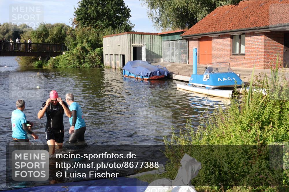31.08.2025 - Elbe Triathlon Hamburg Luisa Fischer http://msf.ph/oto/8677388 31.08.2025 09:16:34 Schwimmen 590, 599, 606 meine-sportfotos.de