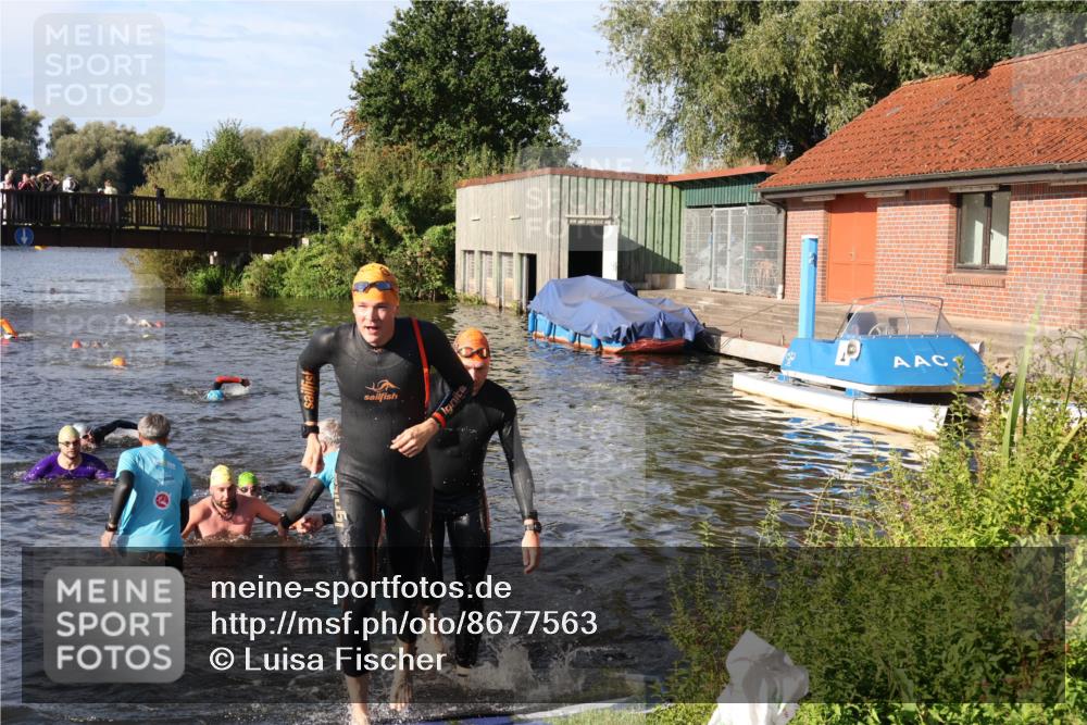 31.08.2025 - Elbe Triathlon Hamburg Luisa Fischer http://msf.ph/oto/8677563 31.08.2025 09:18:08 Schwimmen 413, 577, 617, 654, 666, 723 meine-sportfotos.de