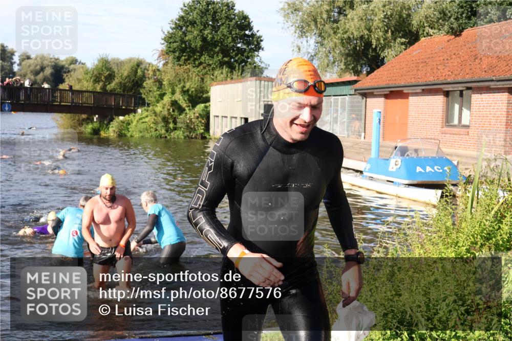 31.08.2025 - Elbe Triathlon Hamburg Luisa Fischer http://msf.ph/oto/8677576 31.08.2025 09:18:11 Schwimmen 413, 577, 617, 654, 723, 770 meine-sportfotos.de