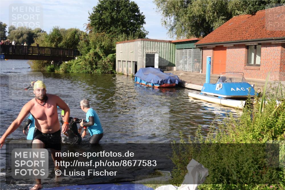 31.08.2025 - Elbe Triathlon Hamburg Luisa Fischer http://msf.ph/oto/8677583 31.08.2025 09:18:12 Schwimmen 413, 577, 617, 654, 723, 770 meine-sportfotos.de