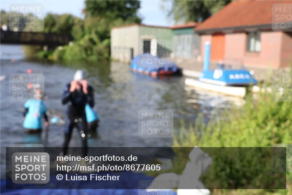 31.08.2025 - Elbe Triathlon Hamburg Luisa Fischer http://msf.ph/oto/8677605 31.08.2025 09:18:19 Schwimmen 413, 723, 756, 770 meine-sportfotos.de