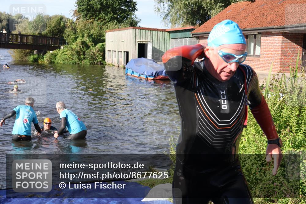 31.08.2025 - Elbe Triathlon Hamburg Luisa Fischer http://msf.ph/oto/8677625 31.08.2025 09:18:26 Schwimmen 684, 719, 756 meine-sportfotos.de