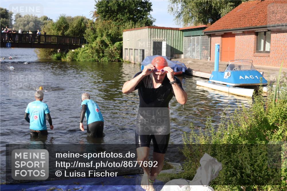 31.08.2025 - Elbe Triathlon Hamburg Luisa Fischer http://msf.ph/oto/8677692 31.08.2025 09:18:51 Schwimmen 613 meine-sportfotos.de