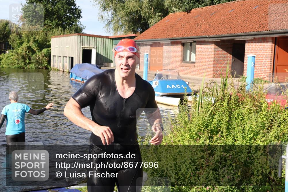 31.08.2025 - Elbe Triathlon Hamburg Luisa Fischer http://msf.ph/oto/8677696 31.08.2025 09:18:52 Schwimmen 613 meine-sportfotos.de