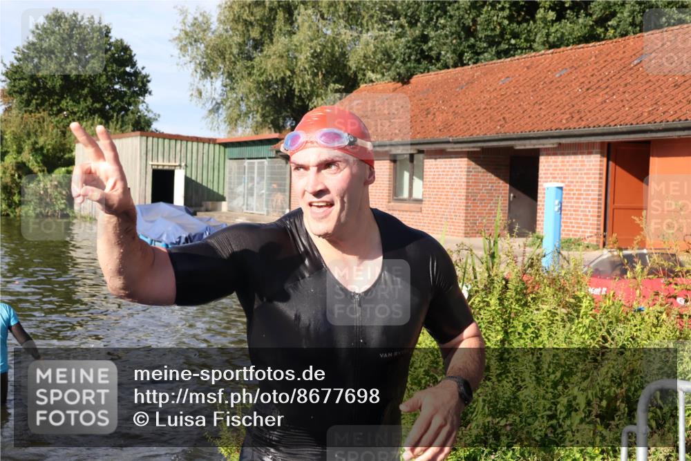 31.08.2025 - Elbe Triathlon Hamburg Luisa Fischer http://msf.ph/oto/8677698 31.08.2025 09:18:52 Schwimmen 613 meine-sportfotos.de