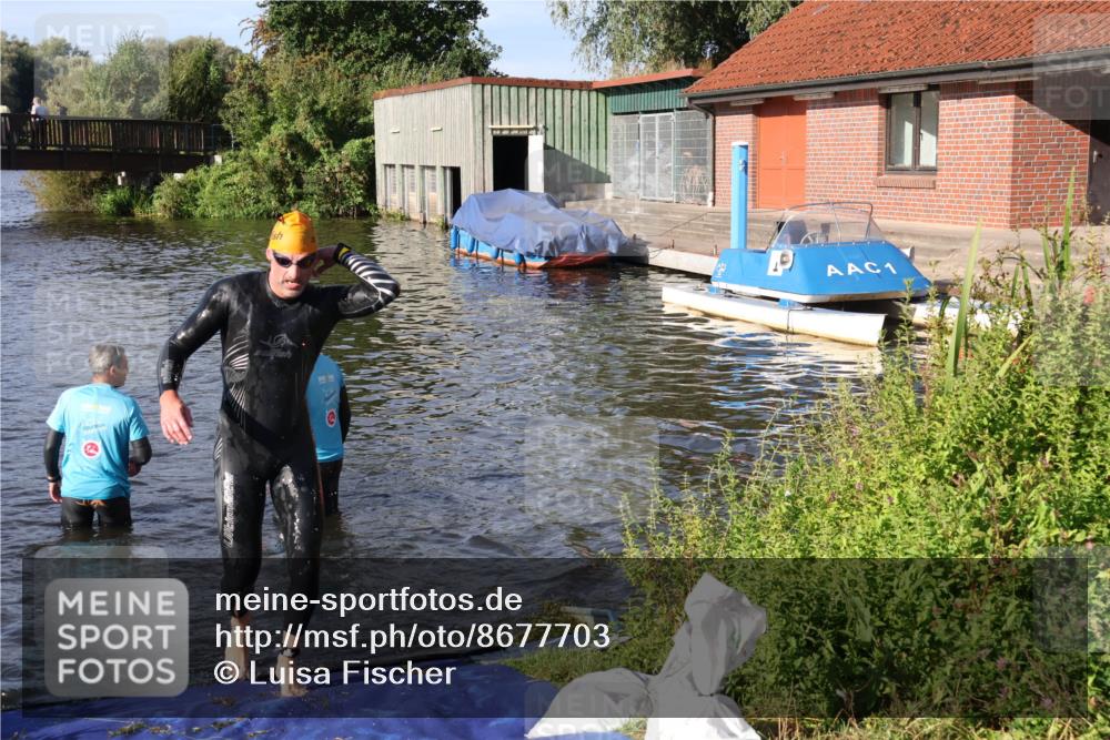 31.08.2025 - Elbe Triathlon Hamburg Luisa Fischer http://msf.ph/oto/8677703 31.08.2025 09:19:07 Schwimmen 680 meine-sportfotos.de