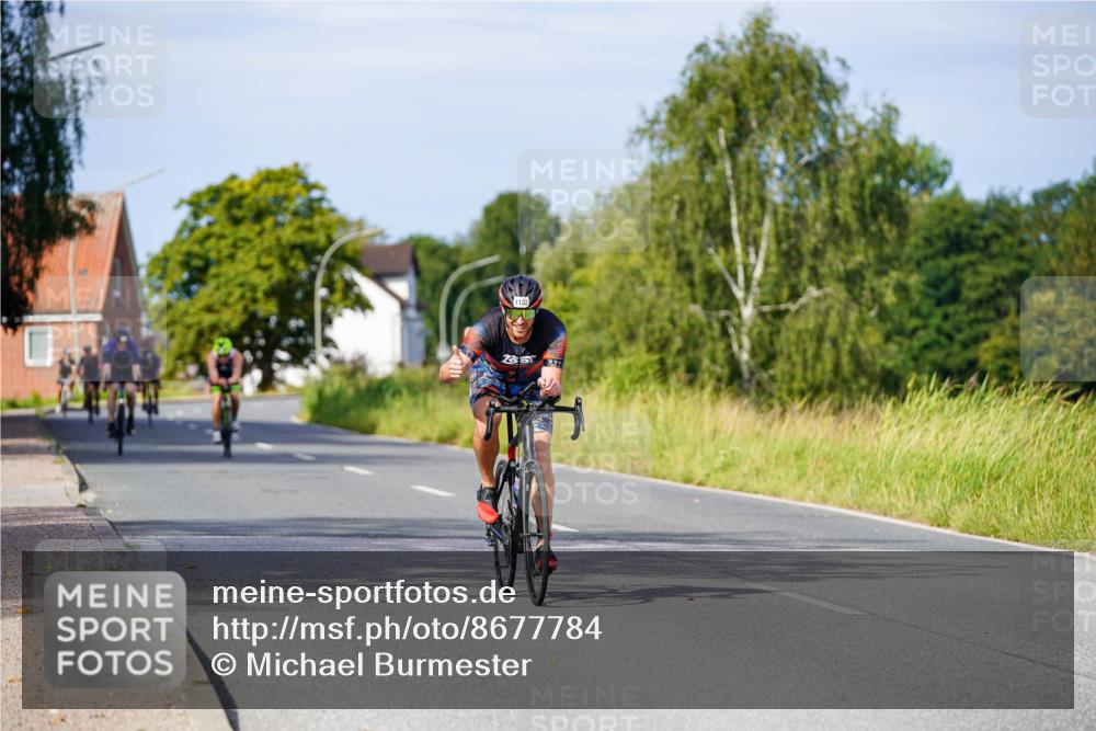 31.08.2025 - Elbe Triathlon Hamburg Michael Burmester http://msf.ph/oto/8677784 31.08.2025 10:31:22 Radfahren 1128, 1132, 1187, 1246 meine-sportfotos.de