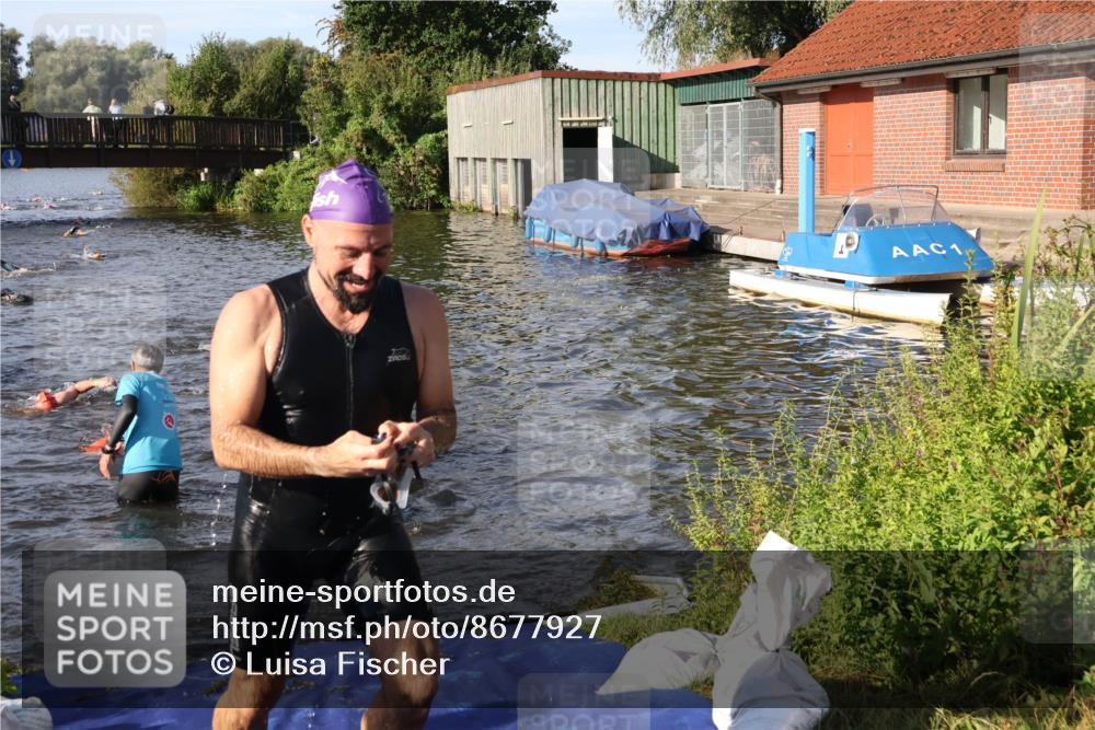 31.08.2025 - Elbe Triathlon Hamburg Luisa Fischer http://msf.ph/oto/8677927 31.08.2025 09:21:10 Schwimmen 635, 682, 693, 717, 726, 759 meine-sportfotos.de