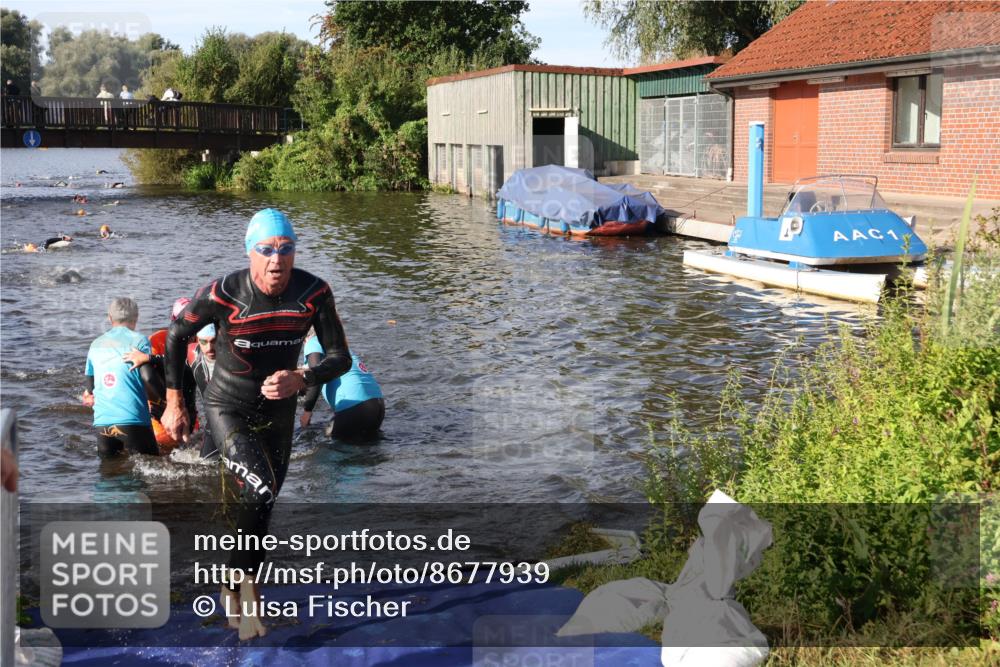 31.08.2025 - Elbe Triathlon Hamburg Luisa Fischer http://msf.ph/oto/8677939 31.08.2025 09:21:12 Schwimmen 635, 682, 693, 717, 726, 759 meine-sportfotos.de