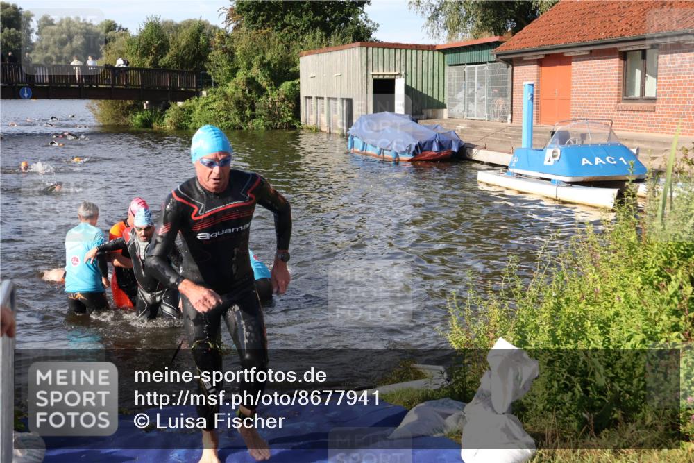 31.08.2025 - Elbe Triathlon Hamburg Luisa Fischer http://msf.ph/oto/8677941 31.08.2025 09:21:13 Schwimmen 635, 682, 693, 717, 726, 759 meine-sportfotos.de