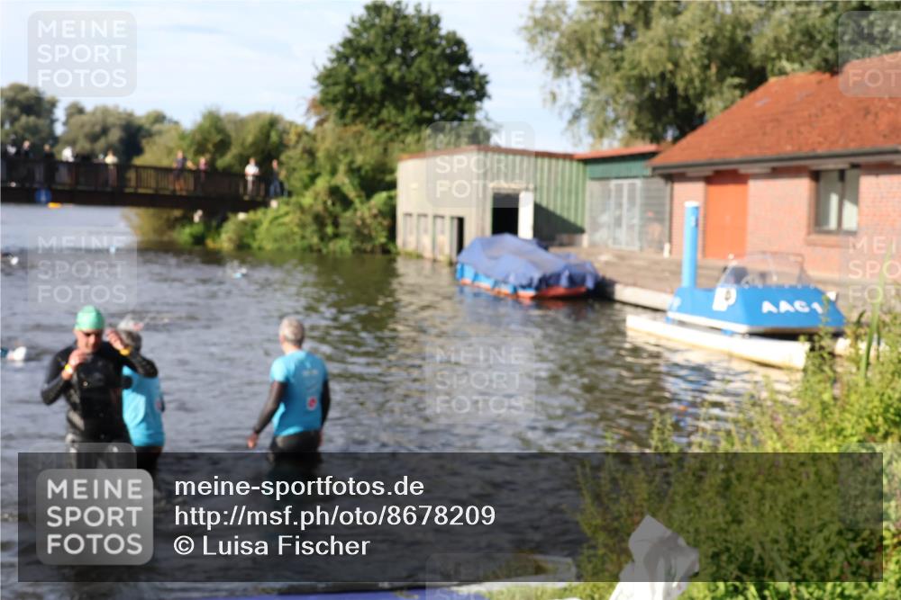 31.08.2025 - Elbe Triathlon Hamburg Luisa Fischer http://msf.ph/oto/8678209 31.08.2025 09:23:13 Schwimmen 739, 744, 768 meine-sportfotos.de
