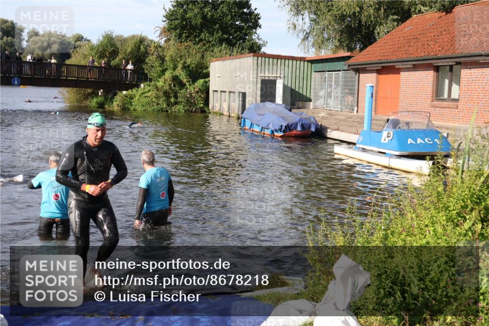 31.08.2025 - Elbe Triathlon Hamburg Luisa Fischer http://msf.ph/oto/8678218 31.08.2025 09:23:16 Schwimmen 744 meine-sportfotos.de
