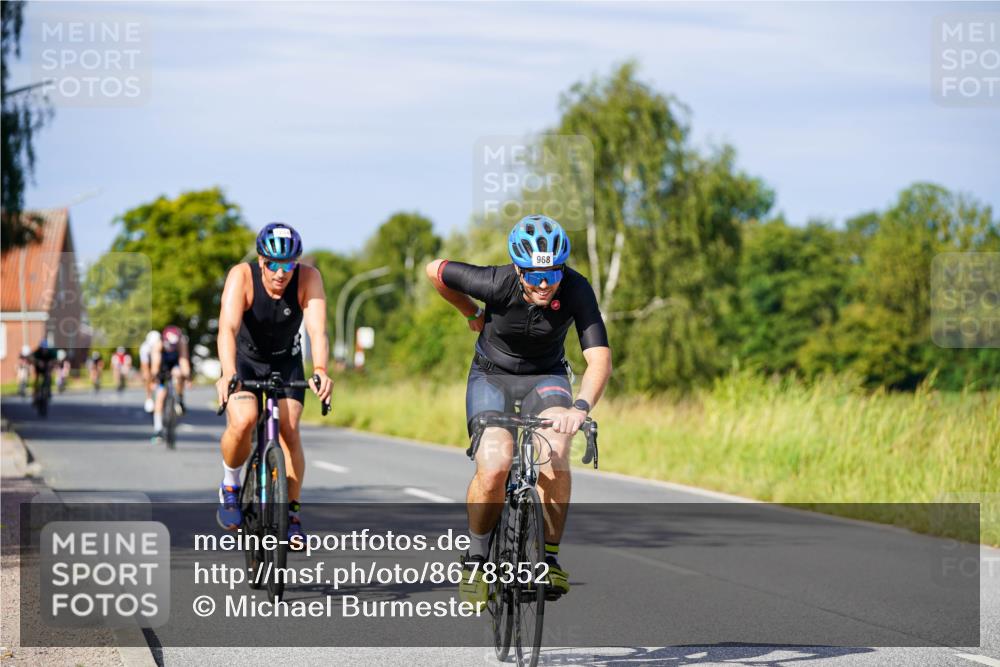 31.08.2025 - Elbe Triathlon Hamburg Michael Burmester http://msf.ph/oto/8678352 31.08.2025 10:34:34 Radfahren 947, 968, 1078, 1150, 1204, 1221 meine-sportfotos.de