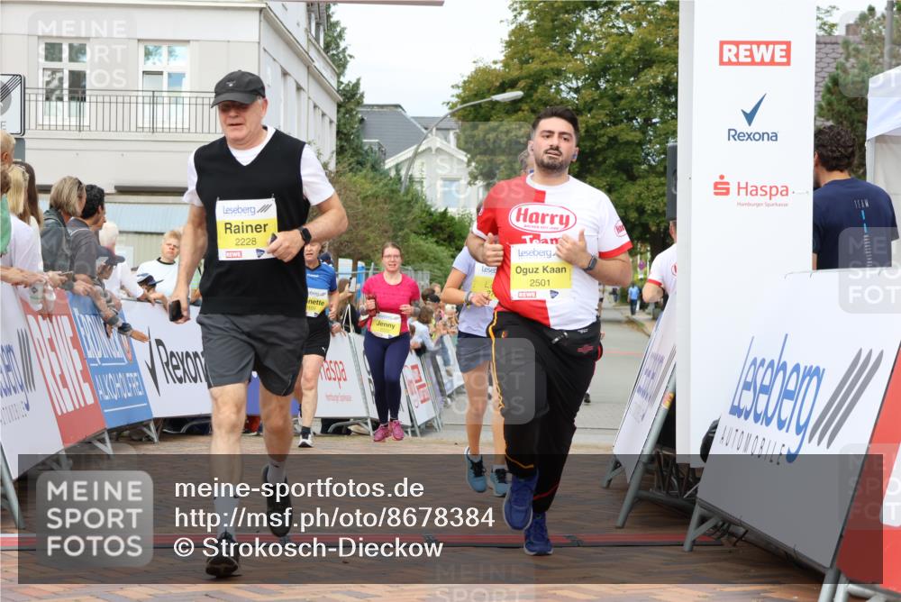 31.08.2025 - 21. Blankeneser Heldenlauf Strokosch-Dieckow http://msf.ph/oto/8678384 31.08.2025 10:31:57 Ziel 2222, 2567, 2077, 2407, 2462, 2734, 2735, 2105, 2278, 2228, 2501 meine-sportfotos.de