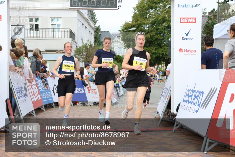 31.08.2025 - 21. Blankeneser Heldenlauf Strokosch-Dieckow http://msf.ph/oto/8678967 31.08.2025 10:31:36 Ziel 2664, 2740, 2406, 2190, 2092, 2079, 2653, 2155, 2443 meine-sportfotos.de
