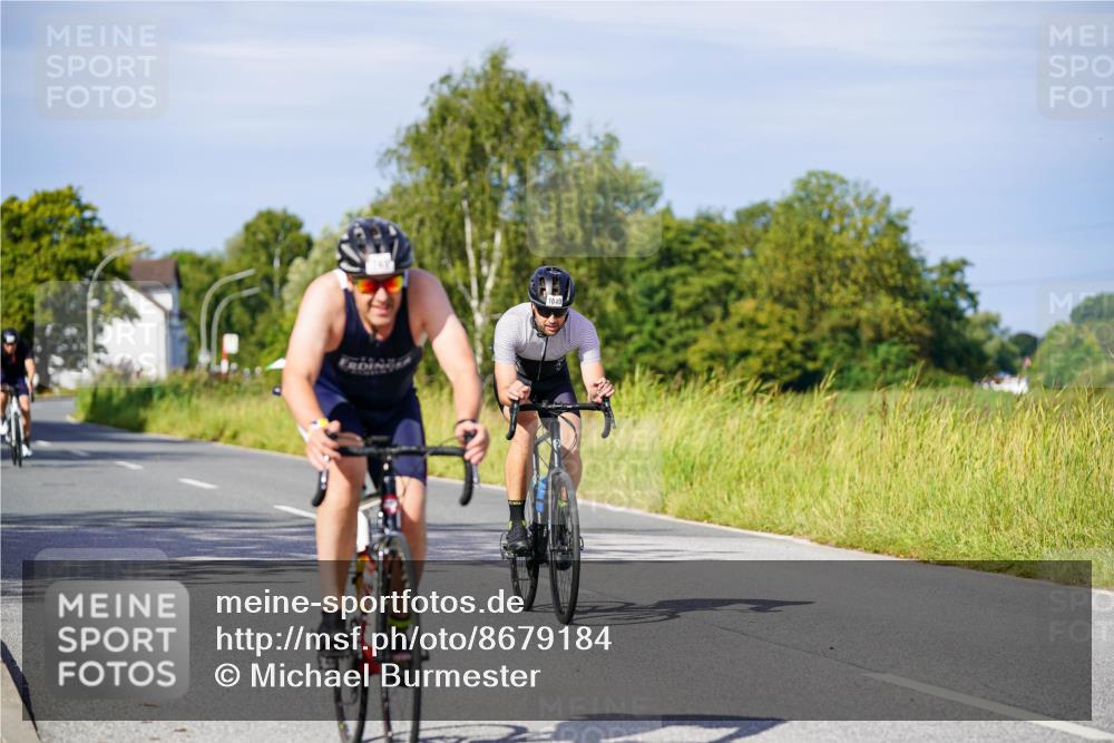 31.08.2025 - Elbe Triathlon Hamburg Michael Burmester http://msf.ph/oto/8679184 31.08.2025 10:37:53 Radfahren 749, 978, 1049, 1166 meine-sportfotos.de