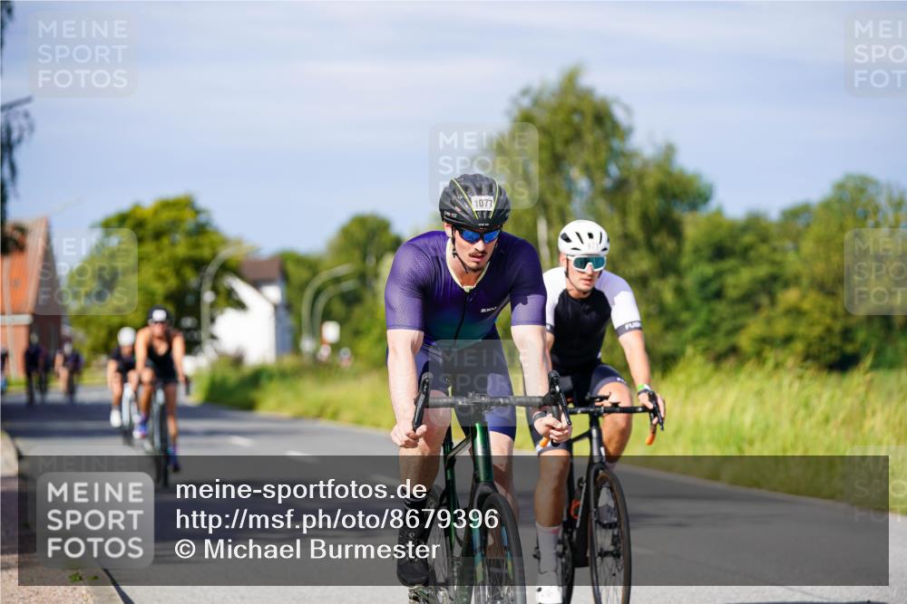31.08.2025 - Elbe Triathlon Hamburg Michael Burmester http://msf.ph/oto/8679396 31.08.2025 10:38:32 Radfahren 783, 790, 795, 899, 971, 1077, 1109, 1274 meine-sportfotos.de