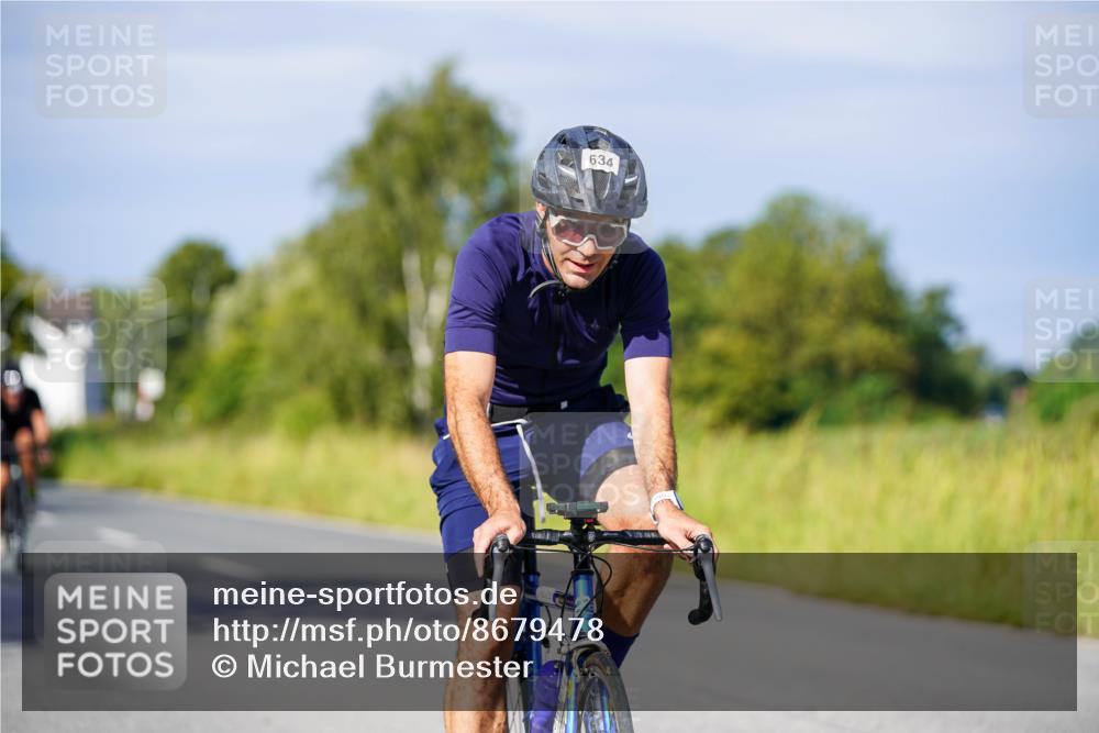 31.08.2025 - Elbe Triathlon Hamburg Michael Burmester http://msf.ph/oto/8679478 31.08.2025 10:38:45 Radfahren 634, 771, 972, 1093, 1291 meine-sportfotos.de
