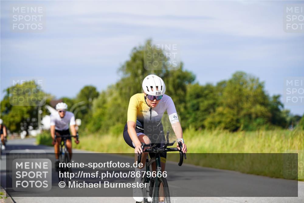31.08.2025 - Elbe Triathlon Hamburg Michael Burmester http://msf.ph/oto/8679666 31.08.2025 10:39:35 Radfahren 812, 836, 937, 1037, 1075, 1091, 1107 meine-sportfotos.de