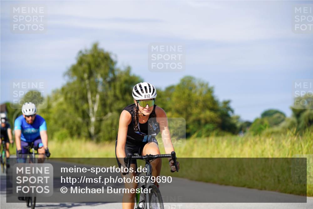31.08.2025 - Elbe Triathlon Hamburg Michael Burmester http://msf.ph/oto/8679690 31.08.2025 10:39:39 Radfahren 762, 812, 937, 961, 1037, 1075, 1091, 1149 meine-sportfotos.de