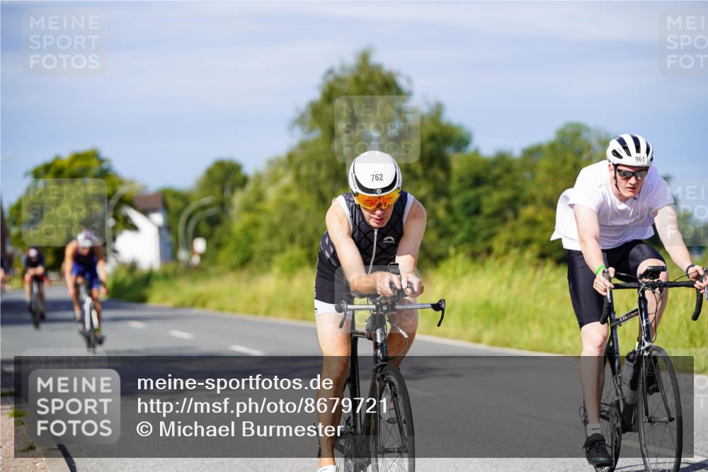 31.08.2025 - Elbe Triathlon Hamburg Michael Burmester http://msf.ph/oto/8679721 31.08.2025 10:39:44 Radfahren 762, 937, 961, 964, 1075, 1080, 1149 meine-sportfotos.de