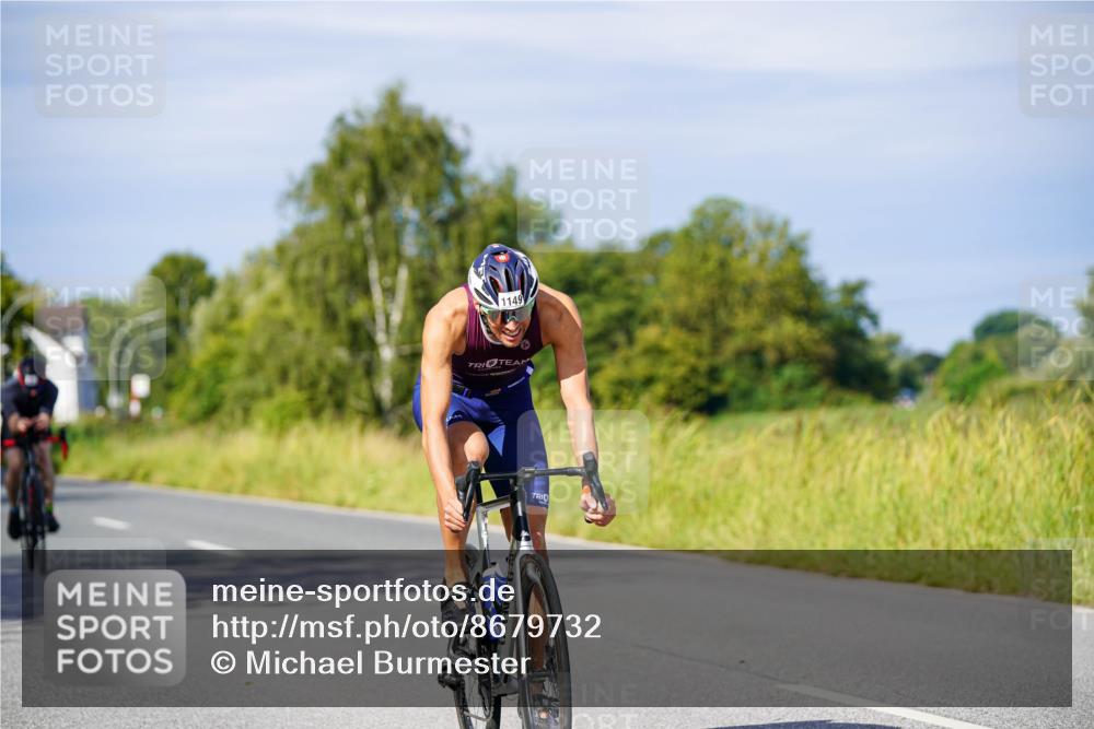 31.08.2025 - Elbe Triathlon Hamburg Michael Burmester http://msf.ph/oto/8679732 31.08.2025 10:39:46 Radfahren 762, 961, 964, 1080, 1149 meine-sportfotos.de