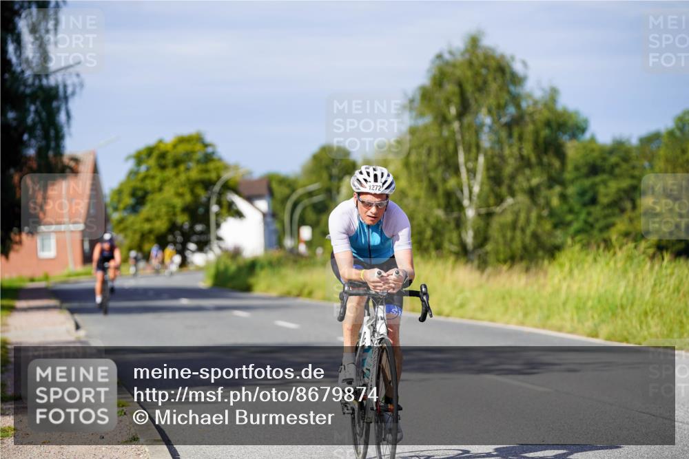 31.08.2025 - Elbe Triathlon Hamburg Michael Burmester http://msf.ph/oto/8679874 31.08.2025 10:40:27 Radfahren 861, 878, 1272 meine-sportfotos.de