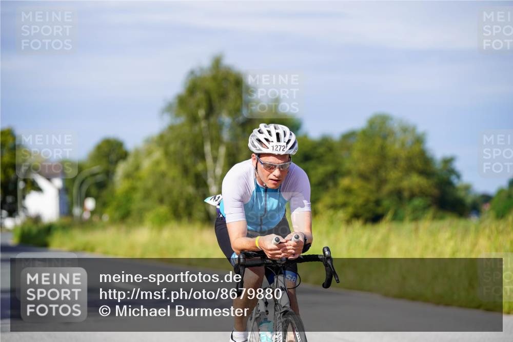 31.08.2025 - Elbe Triathlon Hamburg Michael Burmester http://msf.ph/oto/8679880 31.08.2025 10:40:27 Radfahren 861, 878, 1272 meine-sportfotos.de