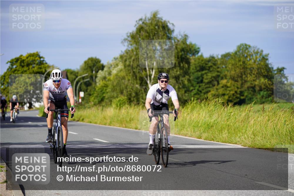 31.08.2025 - Elbe Triathlon Hamburg Michael Burmester http://msf.ph/oto/8680072 31.08.2025 10:41:34 Radfahren 955, 1003, 1022, 1035, 1062, 1096, 1148, 1279 meine-sportfotos.de