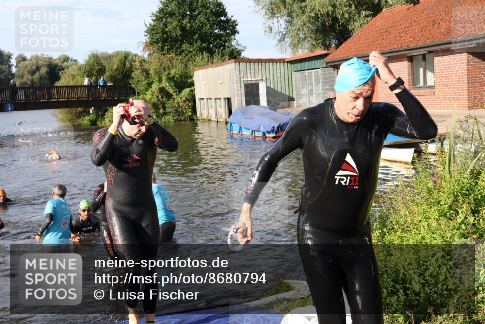 31.08.2025 - Elbe Triathlon Hamburg Luisa Fischer http://msf.ph/oto/8680794 31.08.2025 09:25:11 Schwimmen 564, 671, 704, 735, 736, 745 meine-sportfotos.de