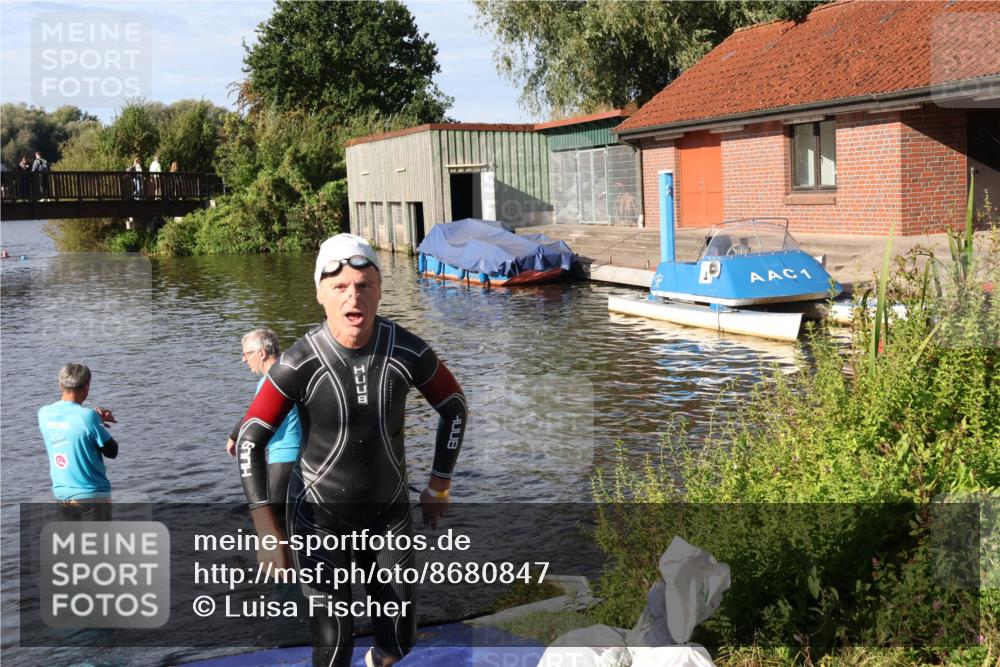31.08.2025 - Elbe Triathlon Hamburg Luisa Fischer http://msf.ph/oto/8680847 31.08.2025 09:25:59 Schwimmen 774 meine-sportfotos.de