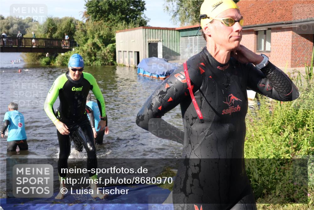 31.08.2025 - Elbe Triathlon Hamburg Luisa Fischer http://msf.ph/oto/8680970 31.08.2025 09:27:42 Schwimmen 698, 785, 795, 887, 895 meine-sportfotos.de