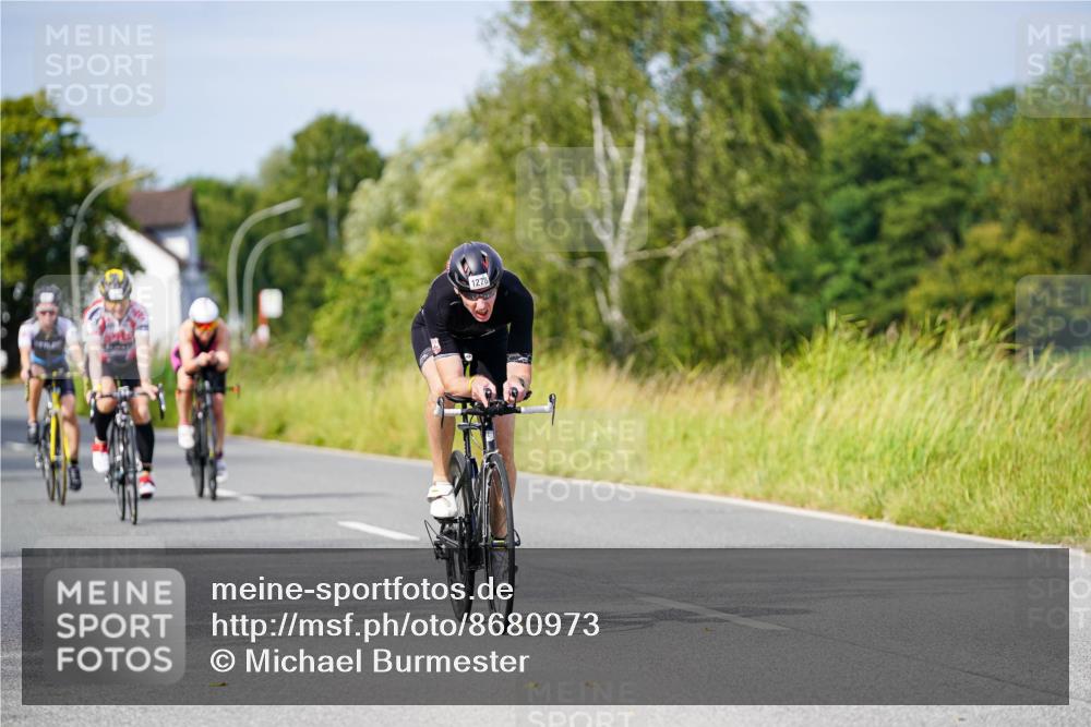 31.08.2025 - Elbe Triathlon Hamburg Michael Burmester http://msf.ph/oto/8680973 31.08.2025 10:54:00 Radfahren 1114, 1278, 1291, 1335, 1341, 1365, 1367, 1411, 1428 meine-sportfotos.de
