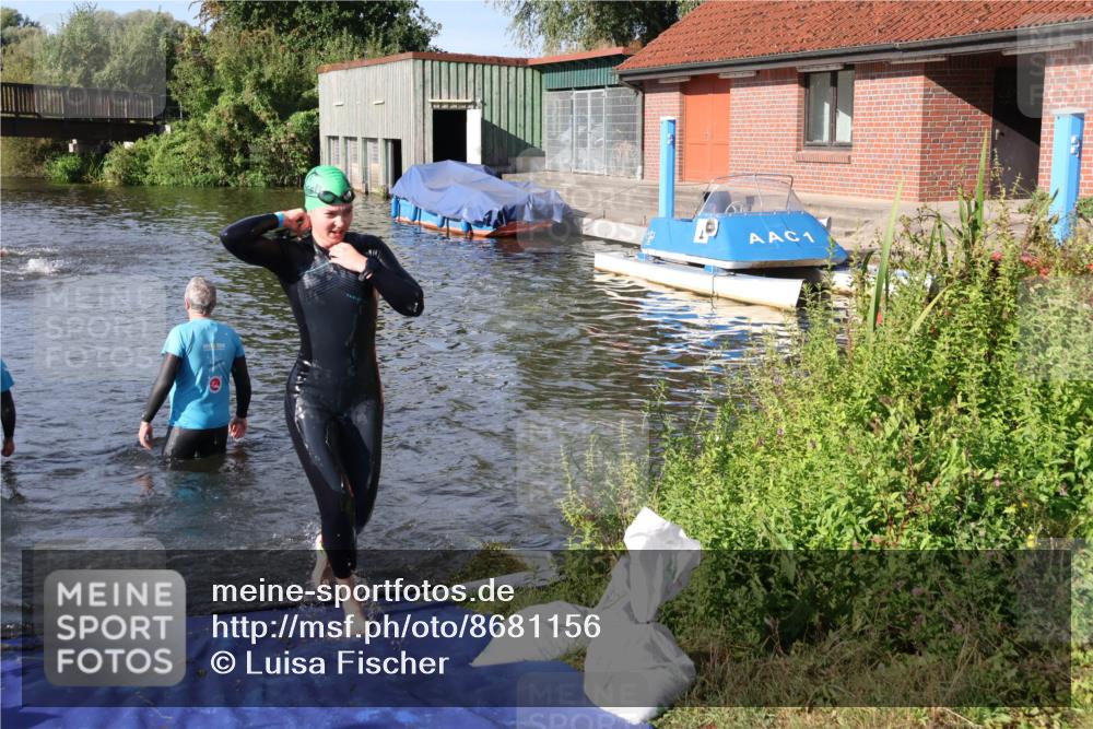 31.08.2025 - Elbe Triathlon Hamburg Luisa Fischer http://msf.ph/oto/8681156 31.08.2025 09:29:44 Schwimmen 853 meine-sportfotos.de