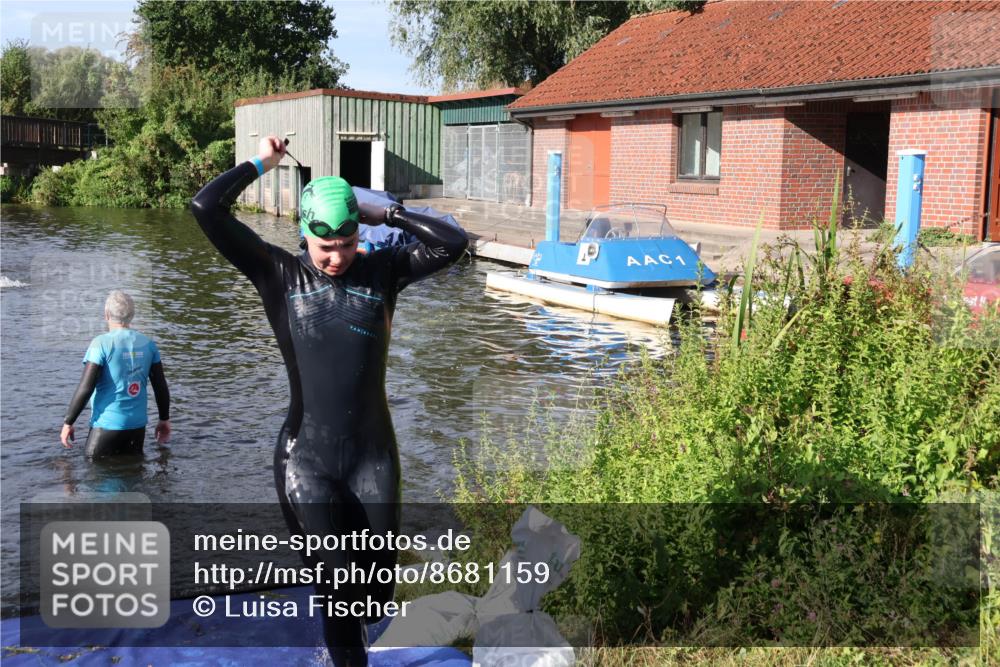 31.08.2025 - Elbe Triathlon Hamburg Luisa Fischer http://msf.ph/oto/8681159 31.08.2025 09:29:45 Schwimmen 853 meine-sportfotos.de